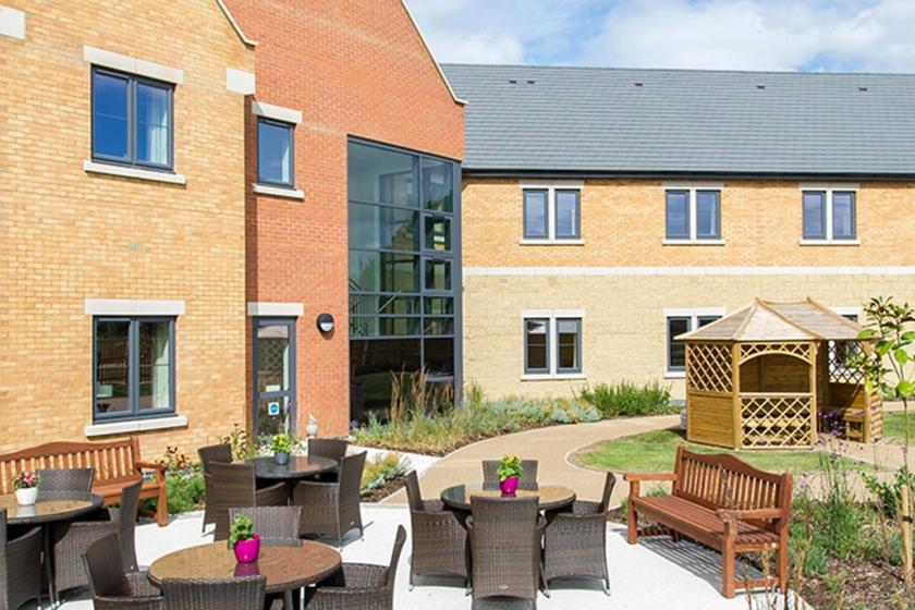 Juniper House Residential Care Home in Worcester